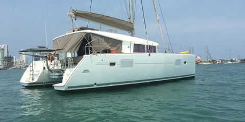Lagoon 400