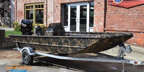 Lund Boats Predator 1760