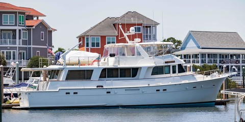 Marine trader 44 long range cruiser