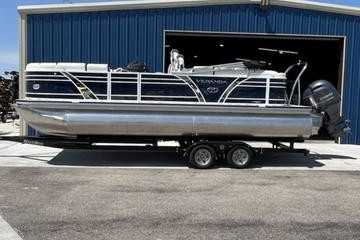 60 x 16 tri-toon passenger vessel