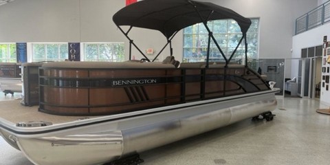 Bennington 24 sbrx