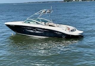 Sea ray 220 select