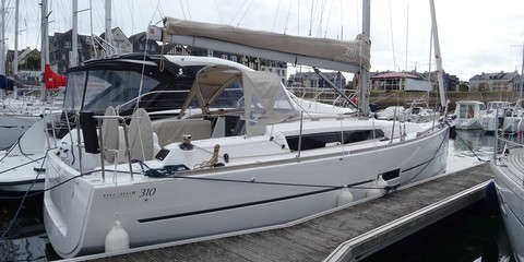 Dufour 310