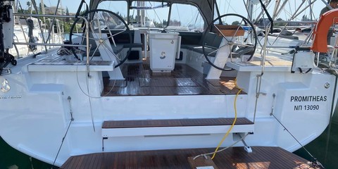 Beneteau Oceanis 51.1