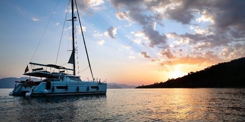 Fountaine Pajot Helia 44