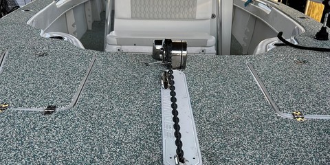 Twin vee 26 family fisherman