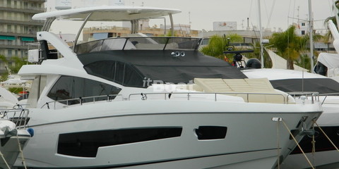 Sunseeker 75 Yacht
