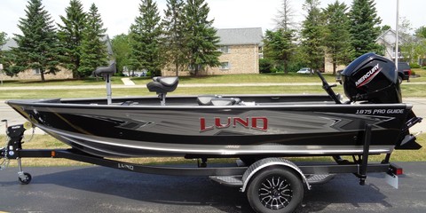 Lund Boats 1875 Pro Guide