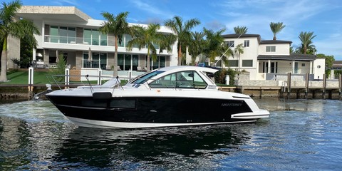 Bavaria Sport 360 coupe