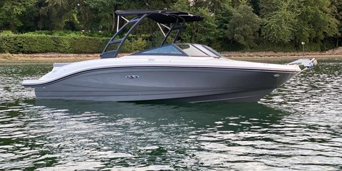 Sea Ray SPX 210