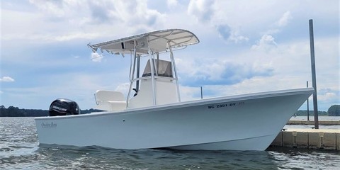 Hydra-sports bay bolt 2000 center console