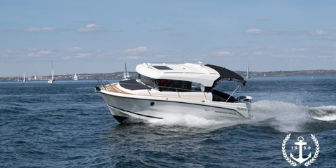Parker 800 Weekend