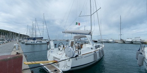 Beneteau Oceanis 35.1