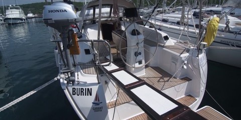 Bavaria 33 Cruiser