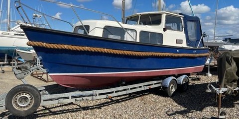 Hardy Marine 24 Fishing