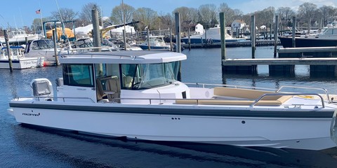 Axopar 28 Cabin