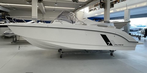Beneteau Flyer 7 SUNdeck