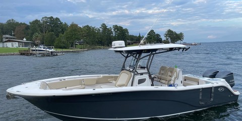 288 Sea Fox Commander