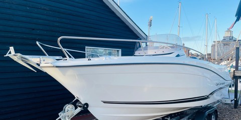 Jeanneau Cap Camarat 6.5 CC Serie 3