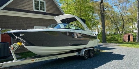Monterey 258SS