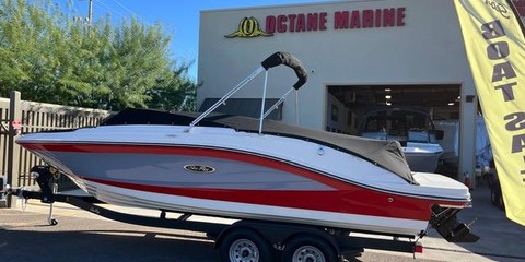 Sea Ray SPX 230