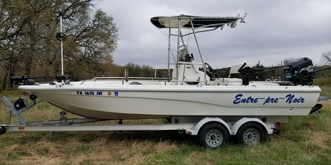 Hydra-sports bay bolt 2000 center console