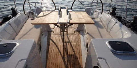 Hanse 445