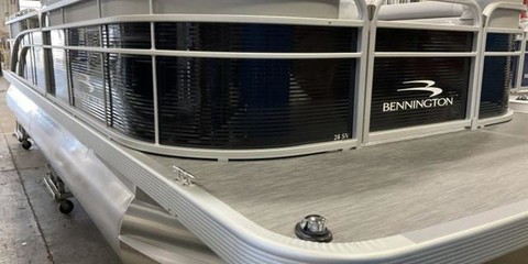 Bennington 24 sbrx