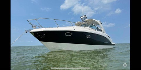 Chaparral 330 Signature