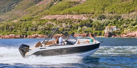 Quicksilver Activ 675 Bowrider