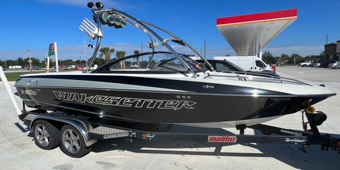 Malibu Wakesetter 21 VLX