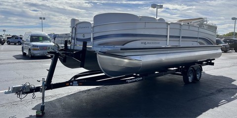 Premier Pontoons Grand Entertainer