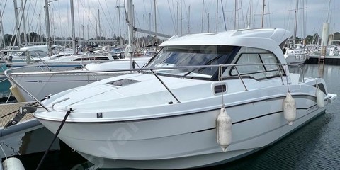 Beneteau Antares 8 OB