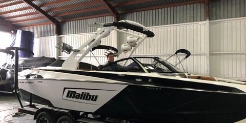 Malibu Wakesetter 23 LSV
