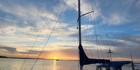 Marlow-Hunter 31