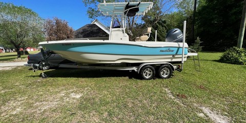 Nauticstar 211
