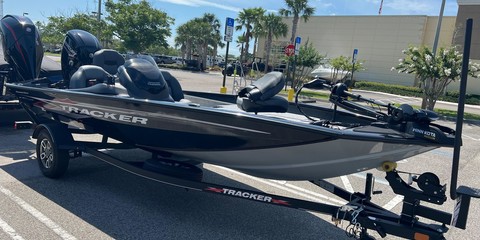 Tracker Pro Team 175 TXW