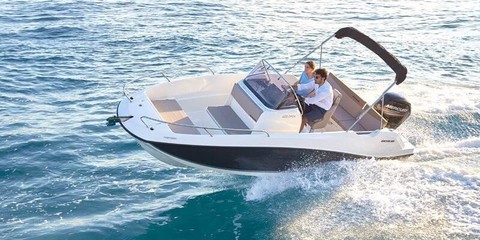 Quicksilver Activ 605 Open