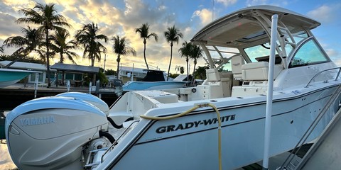 Grady-White Express 330
