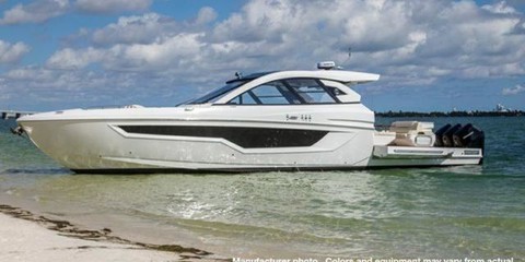 Cruisers Yachts 50 Cantius