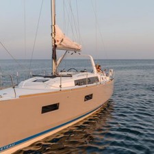 Beneteau Oceanis 38
