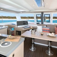 Fountaine Pajot Lucia 40