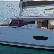 Fountaine Pajot Lucia 40