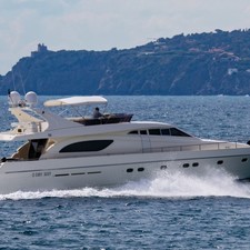 Ferretti 72