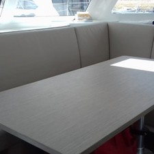 Fountaine Pajot Lucia 40