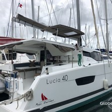 Fountaine Pajot Lucia 40