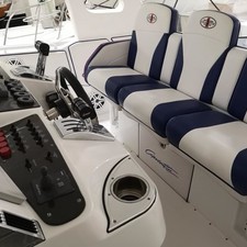 Cigarette 42 Huntress