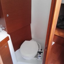 Beneteau Oceanis 38.1