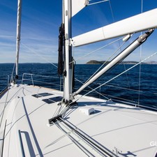 Beneteau Oceanis 38