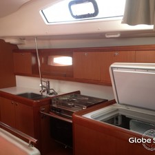 Beneteau Oceanis 43
